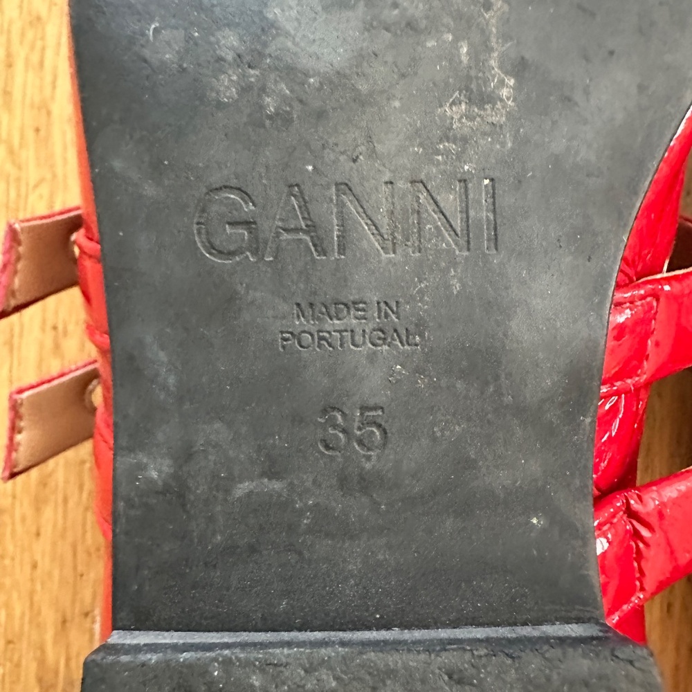 Ganni Red patent leather flats | Size 5.5 - Picture 3 of 5